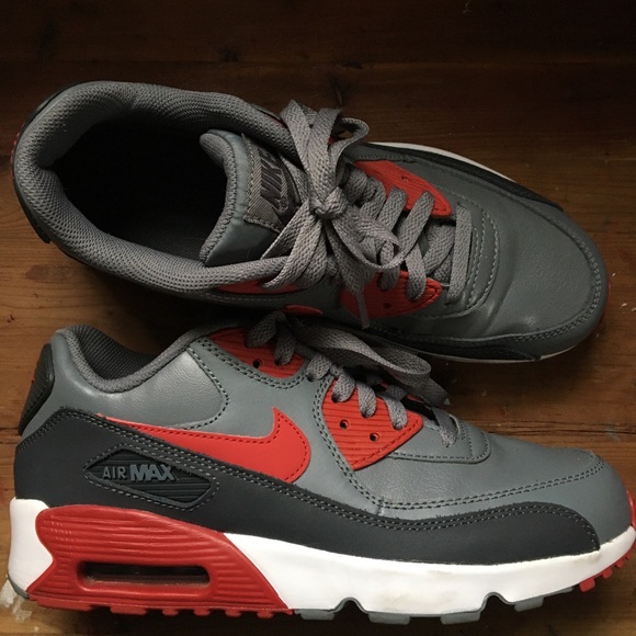 Nike Air Max - Picture 2 of 7